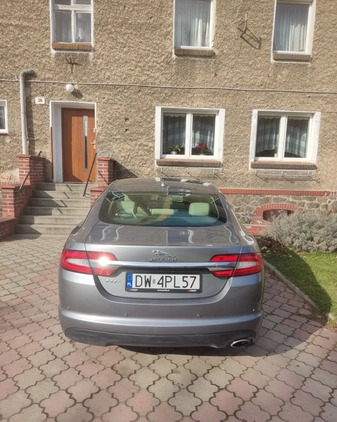 Jaguar XF cena 68600 przebieg: 168000, rok produkcji 2014 z Gniezno małe 436